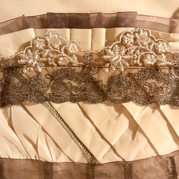 Elegant top size xs/s - Picture 2 of 4